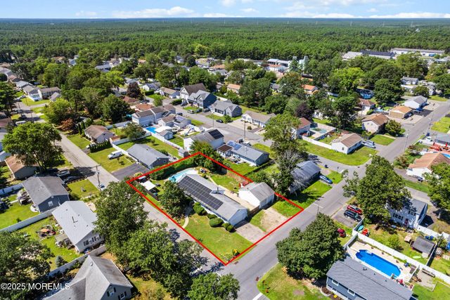 1108 Anchor Avenue, Beachwood, NJ 08722