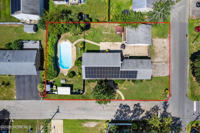 1108 Anchor Avenue, Beachwood, NJ 08722