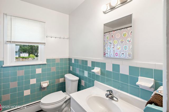 1108 Anchor Avenue, Beachwood, NJ 08722