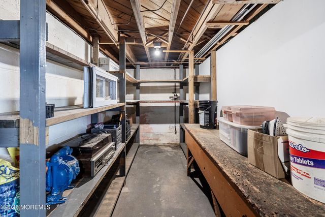 1108 Anchor Avenue, Beachwood, NJ 08722