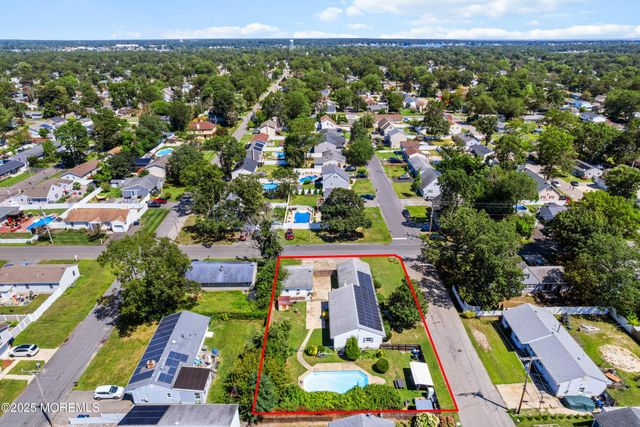 1108 Anchor Avenue, Beachwood, NJ 08722