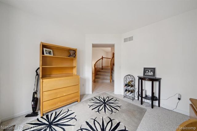 2674 Bass Wood Lane, Wixom, MI 48393