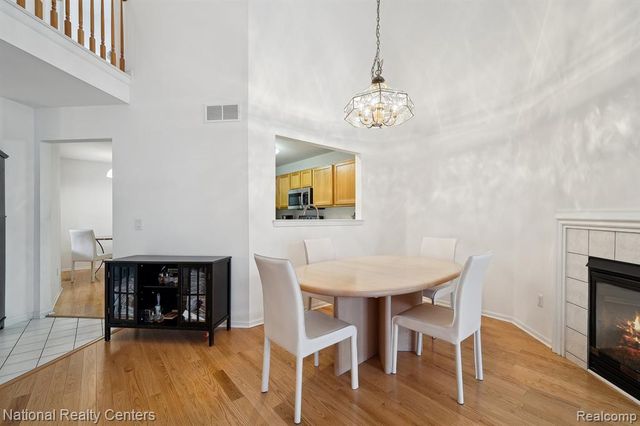 2674 Bass Wood Lane, Wixom, MI 48393