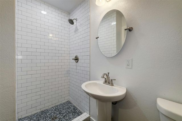 5401 Wellington DR, Austin, TX 78723