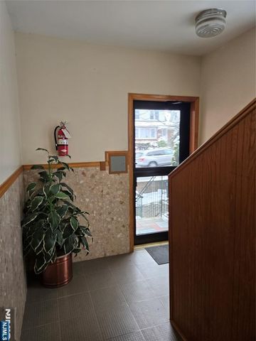 382 E Lakeview Avenue 1, Clifton, NJ 07011