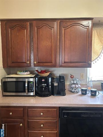 382 E Lakeview Avenue 1, Clifton, NJ 07011