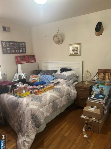 382 E Lakeview Avenue 1, Clifton, NJ 07011