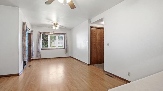 1544 Howard Avenue, Eau Claire, WI 54703