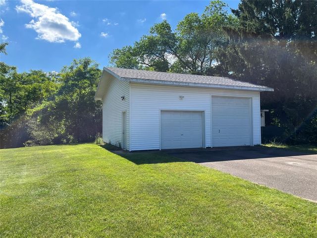 1544 Howard Avenue, Eau Claire, WI 54703