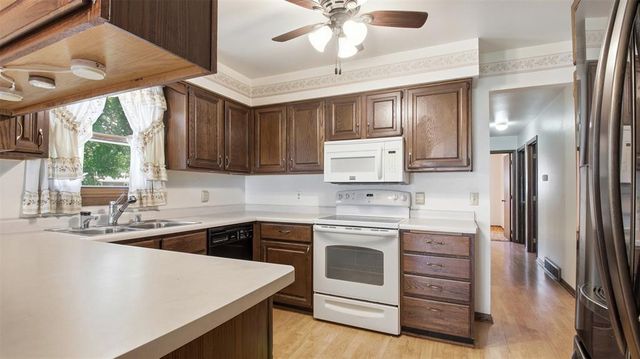 1544 Howard Avenue, Eau Claire, WI 54703
