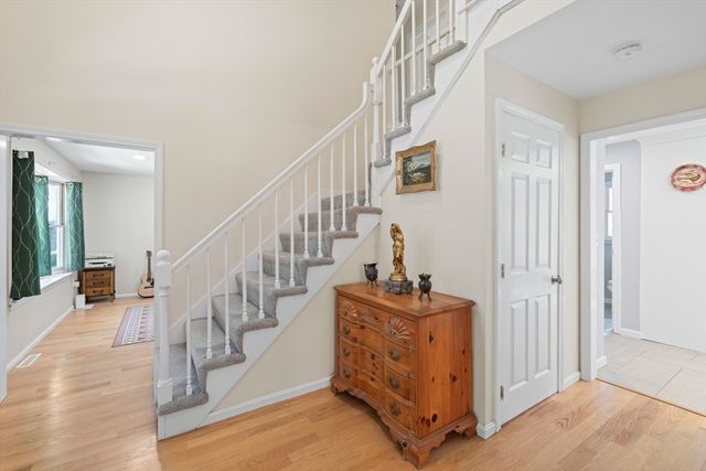 49 W Fountain St, Milford, MA 01757