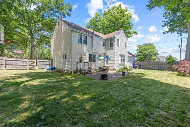 49 W Fountain St, Milford, MA 01757
