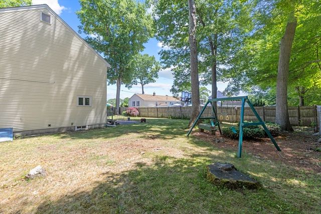 49 W Fountain St, Milford, MA 01757