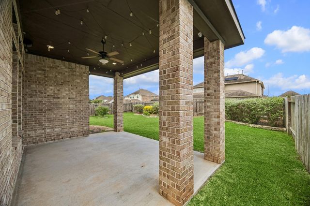 3002 Golden Honey Lane, Richmond, TX 77406