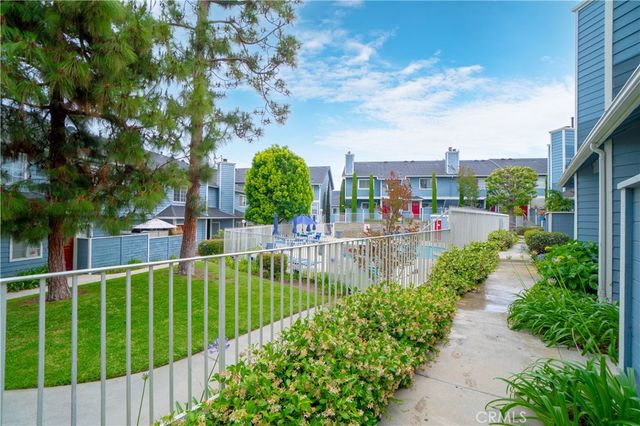 26133 Frampton, Harbor City, CA 90710