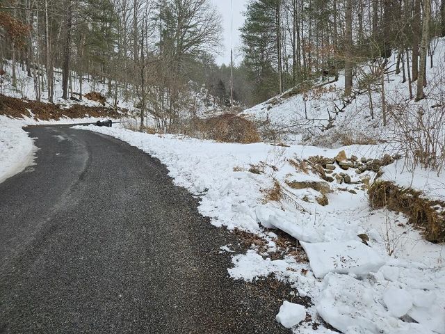 8209 Starlight LN, Boones Mill, VA 24065