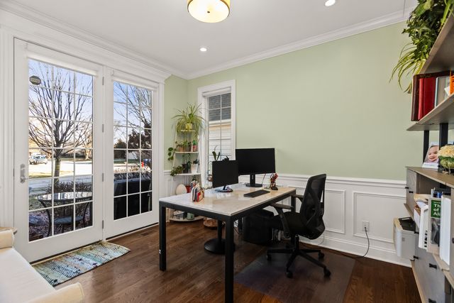 1646 Finsbury Lane, La Grange Park, IL 60526