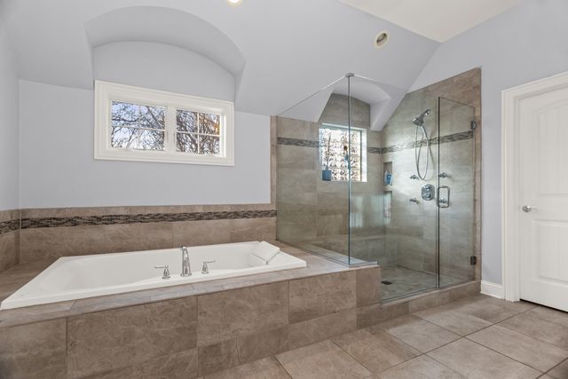 1646 Finsbury Lane, La Grange Park, IL 60526