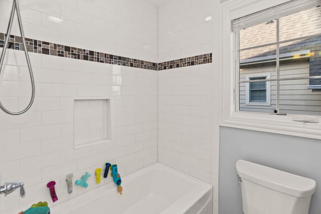 1646 Finsbury Lane, La Grange Park, IL 60526