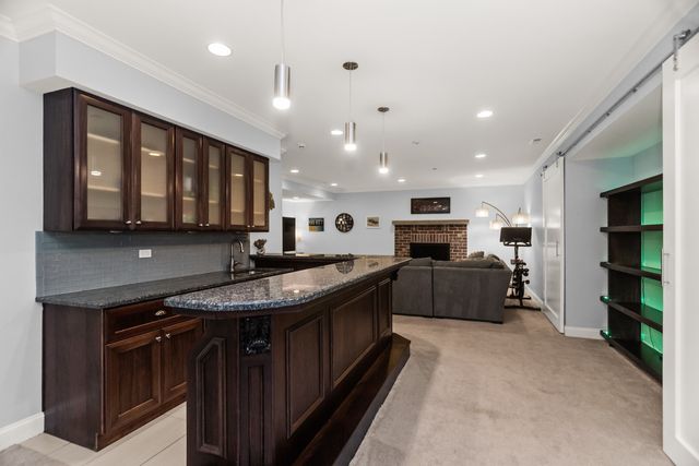 1646 Finsbury Lane, La Grange Park, IL 60526