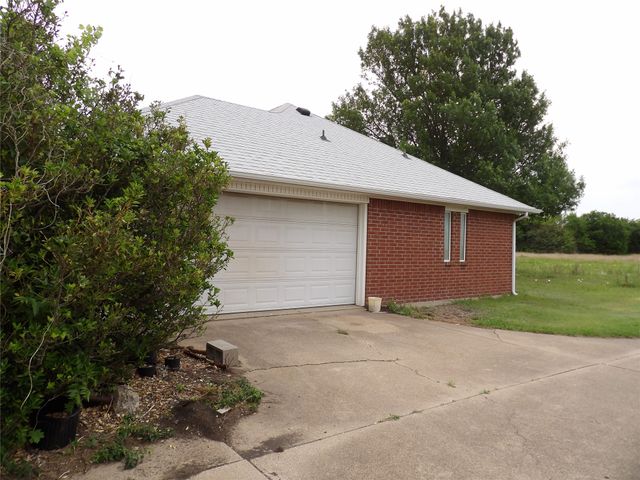 1169 Maree Drive, Waxahachie, TX 75165