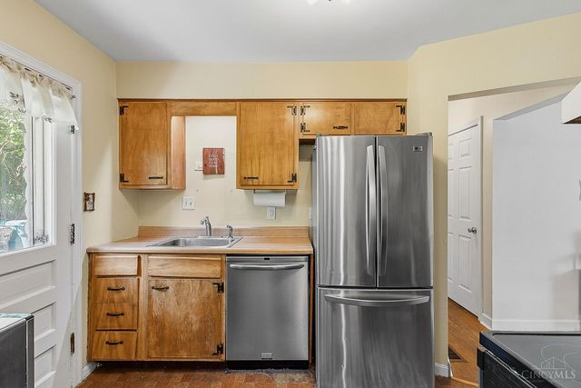 5283 Highview Drive, Cincinnati, OH 45238