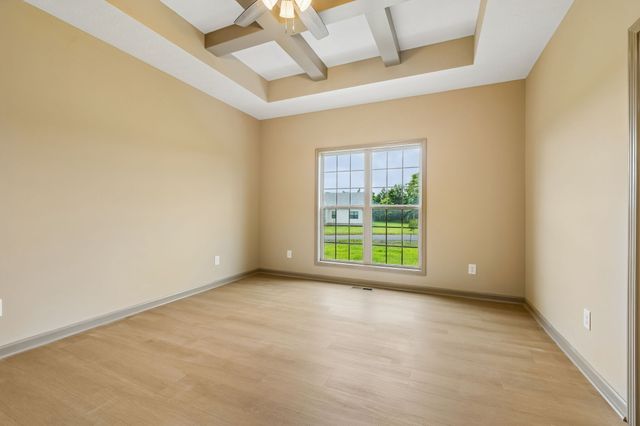 245 Makinley Dr, Lafayette, TN 37083