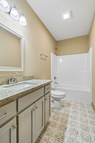 245 Makinley Dr, Lafayette, TN 37083