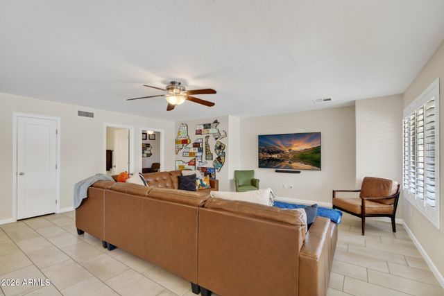 1361 E JASPER Drive, Gilbert, AZ 85296
