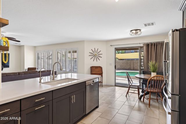 1361 E JASPER Drive, Gilbert, AZ 85296