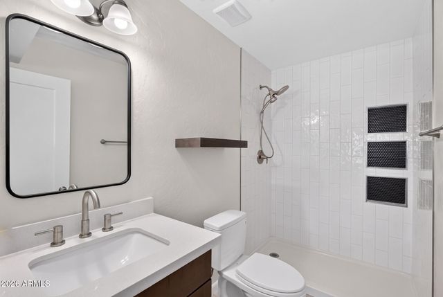 1361 E JASPER Drive, Gilbert, AZ 85296