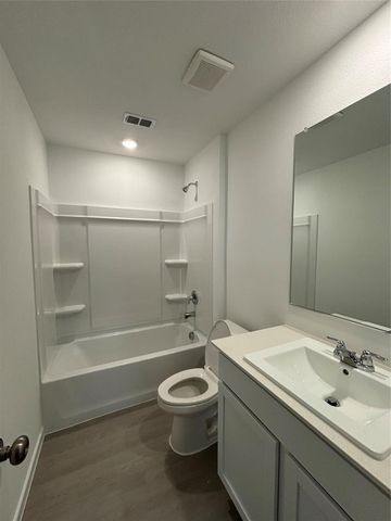 13335 Wind Field Drive, Montgomery, TX 77316