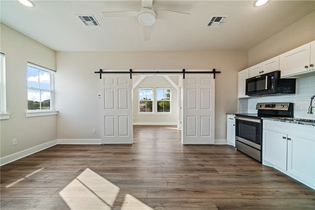 6081 Ennis Joslin, Corpus Christi, TX 78412
