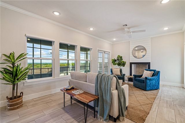 6081 Ennis Joslin, Corpus Christi, TX 78412