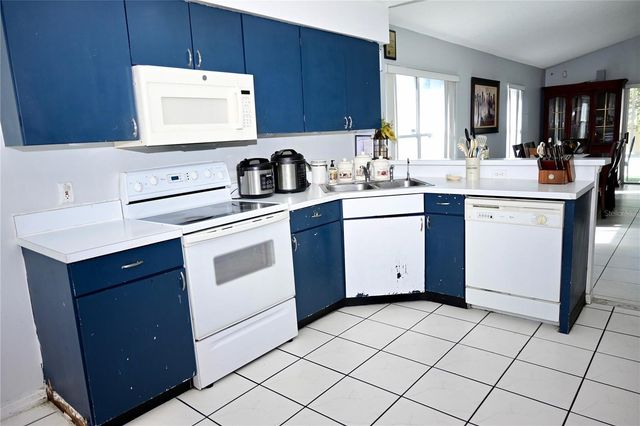 11534 KENLEY CIRCLE, Orlando, FL 32824