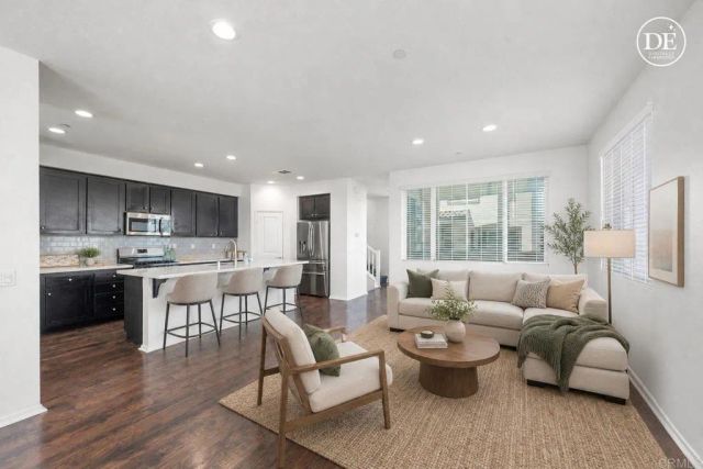 5568 Santa Alicia, San Diego, CA 92154