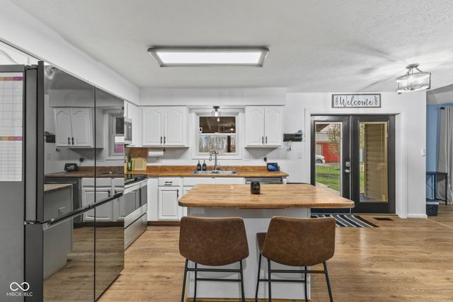 9033 W Koger Lane, Martinsville, IN 46151