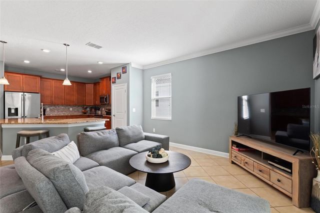 1414 CLUBMAN DR, Davenport, FL 33896