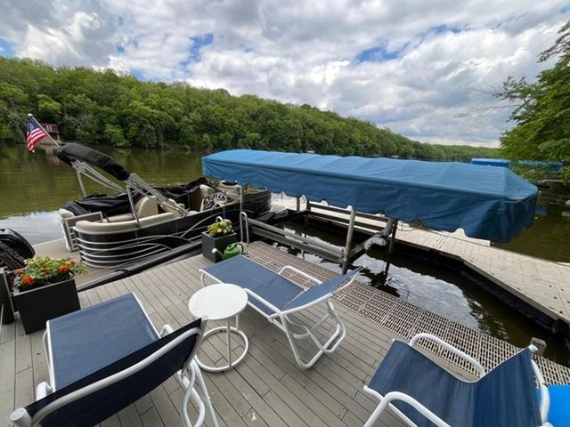 9445 N Arrowhead Shores Road, Edgerton, WI 53534