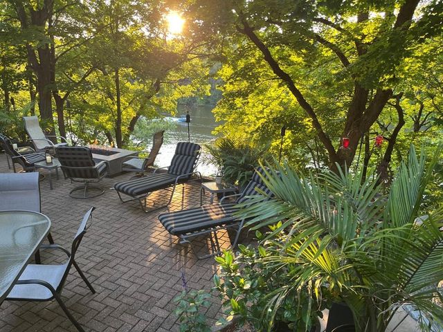 9445 N Arrowhead Shores Road, Edgerton, WI 53534