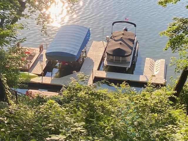 9445 N Arrowhead Shores Road, Edgerton, WI 53534