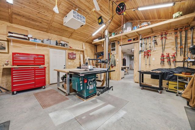 9445 N Arrowhead Shores Road, Edgerton, WI 53534