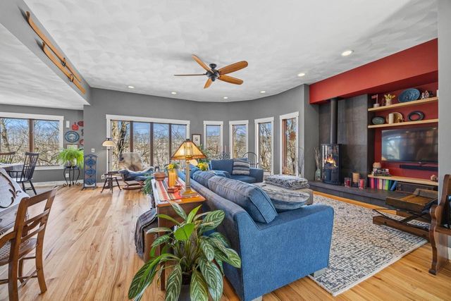 9445 N Arrowhead Shores Road, Edgerton, WI 53534