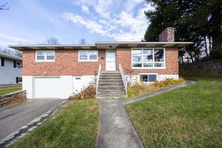 20 Fern Hill Avenue, Waterbury, CT 06704