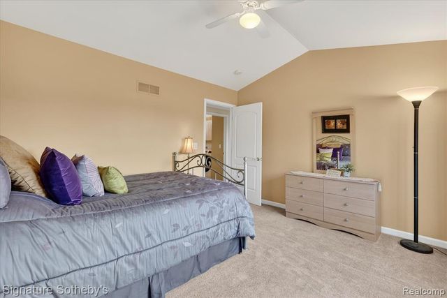 7455 Groveland Road, Holly, MI 48442