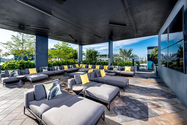 240 NW 25th Street 519, Miami, FL 33127