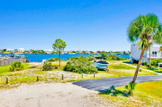 16300 Perdido Key Dr 15, Pensacola, FL 32507