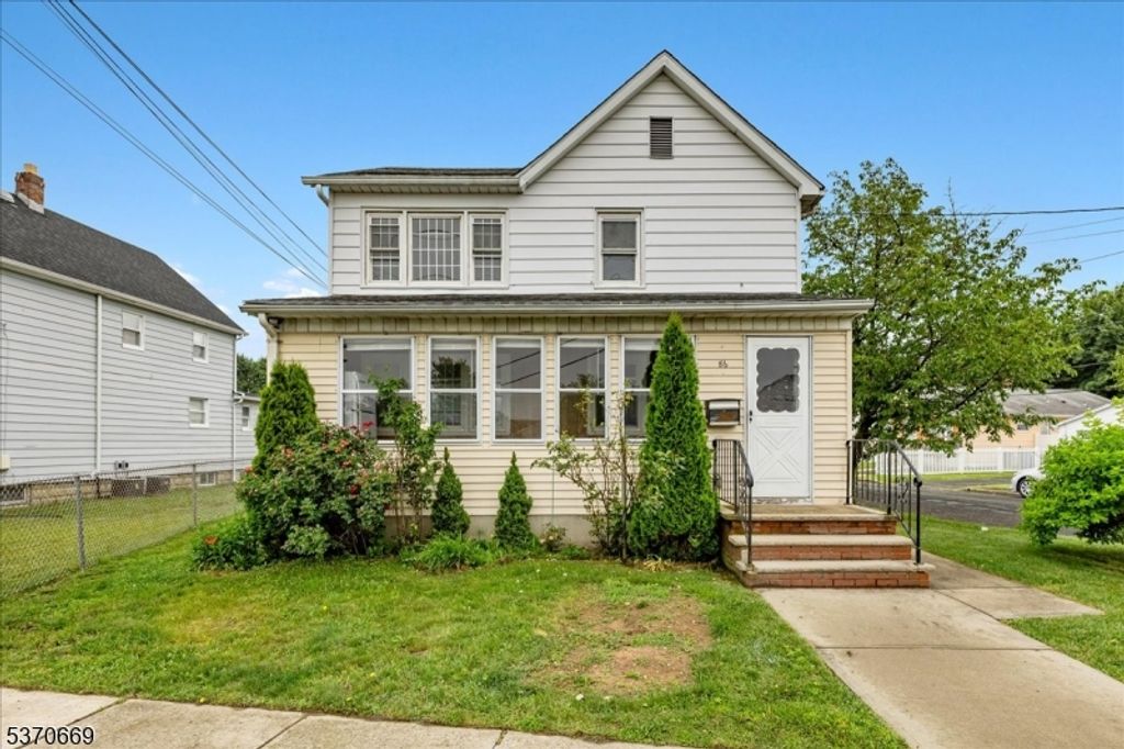 86 E Camplain Rd, Manville Boro, NJ 08835