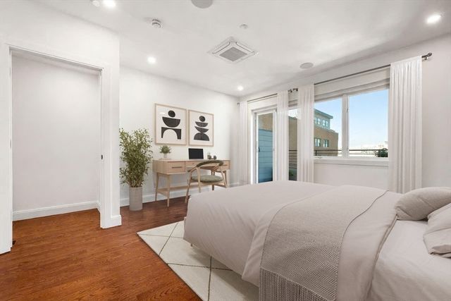 7 Kemble Place, Boston, MA 02127