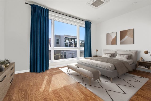 7 Kemble Place, Boston, MA 02127